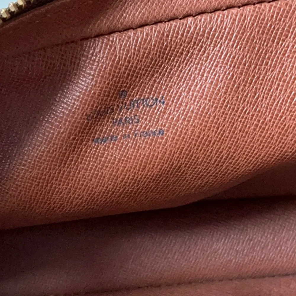 Authentic Louis Vuitton Monogram Pochette Marley Bandouliere Bag - Picture 9 of 13